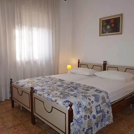 In 40295 Apartamento Porto Santa Margherita